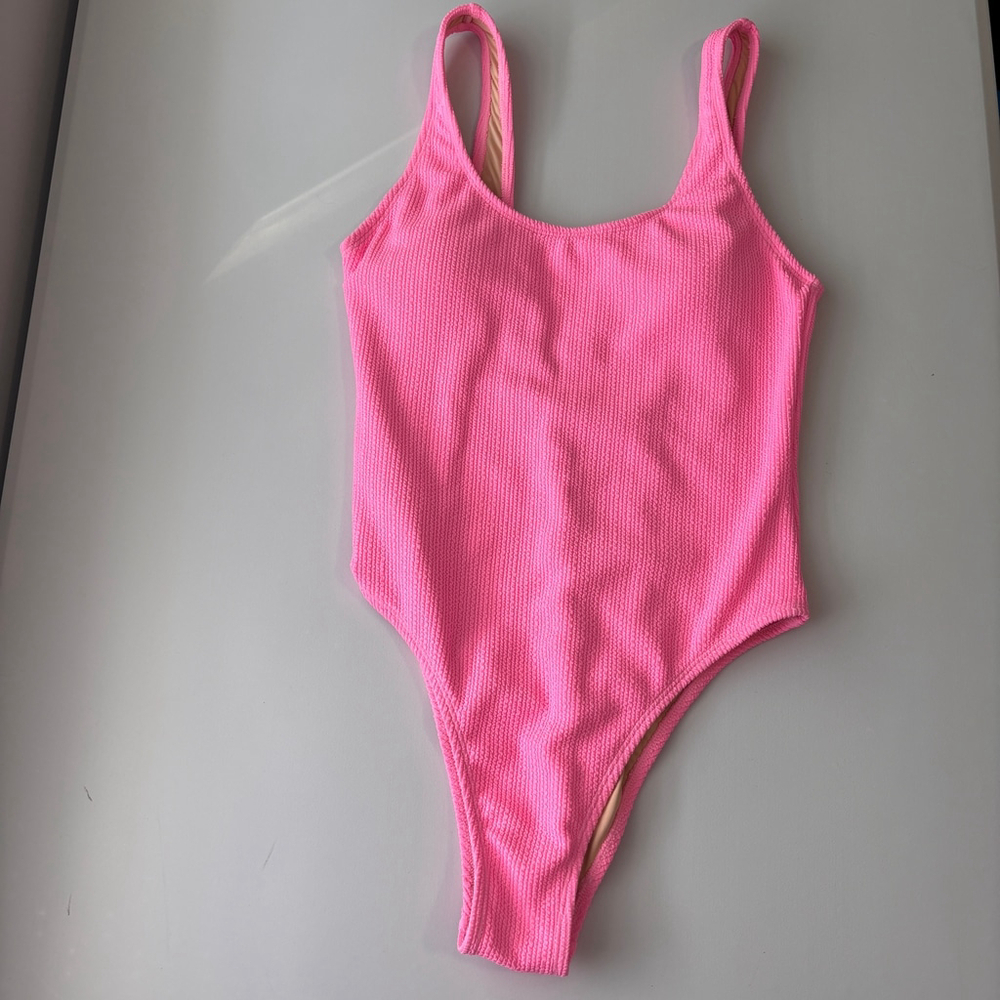 Cotton On Women's Large Hot Pink Low-Back One-Piece Swimsuit NWT - Picture 4 of 7